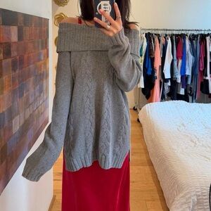 Old Navy Gray Off-Shoulder Sweater